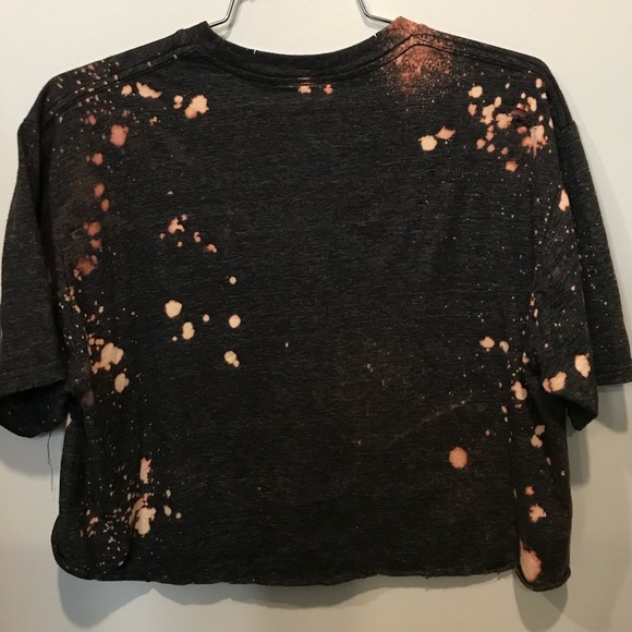 Gun N Roses Distressed Cropped Tee - Picture 6 of 6